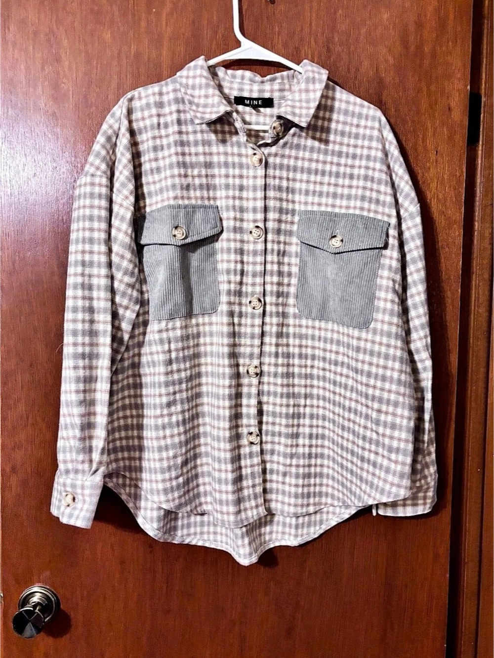 MINE Plaid Button Down in White & Gray Size Large